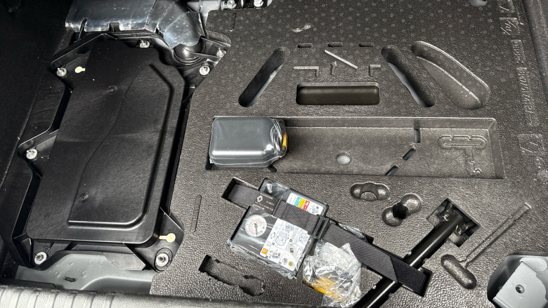 Renault Clio 1.6 E-TECH Hybrid 140 Lutecia SE 5dr Auto Hybrid Hatchback